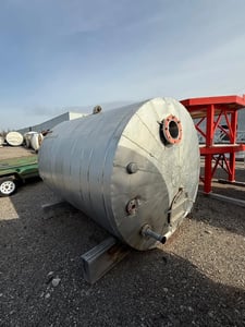 Vertical Stainless Steel Storage Tank, 2,800 Gallons, Insulated, 85" x 85" x 115", 3,500 LBS