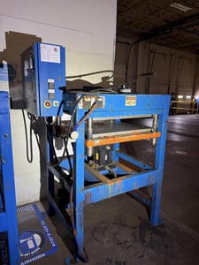 Leader Engineering, fabrication heat press, 3000 psi, 2 HP, 2018