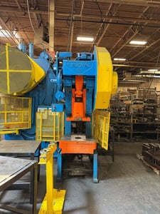 60 Ton, Federal #60, gap frame single crank flywheel press, 6" stroke, 15" Shut Height, 2.5" adj., 90 SPM