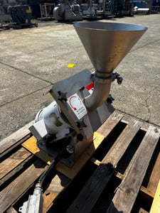 Bar Export #400-Grinder, Disintegrator Mill, 6" diameter grinding chamber, 10" diameter feed hopper, 1 HP