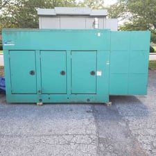 100 kW Cummins #GGHH, Nat Gas LP Generator, Ford #WSG-1068I, QuietSite, 1 & 3PH, 296 Hrs, 2003