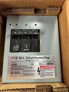 Siemens Circuit Breaker Bus Plug XQ35 240 VAC