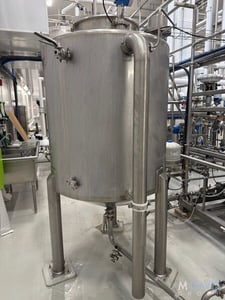315 gallon Industries D'Acier Inoxydable, Stainless Steel Jacketed Vertical Tank, 44" diameter x 48" height