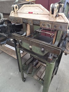 4 Ton, DiAcro, manually operated hand press brake