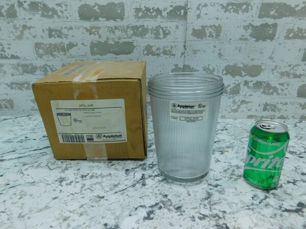 NEW Appleton Clear Prismatic Light Fixture Globe, VPGL2HR Heat Resistant NEW