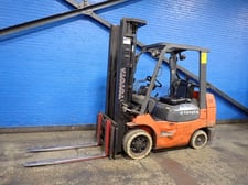 5600 lb. Toyota #7FGCU30, Propane Forklift, 93" mast height, 198.5" Lift, 48" x 4" Forks, 17,040 hours