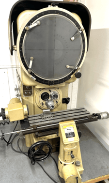 Nikon #H-14A, Profile Projector/Optical Comparator, 150-watt projection lamp, 115 Volt, 1PH