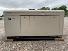 40 KW Cummins / Cummins/stamford, Natural gas generator set, 120/208 Volts, 3-phase, 1800 RPM, S/N: