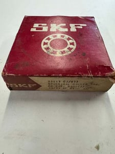 SKF Spherical Roller Bearing 22213 CJ/W33 65 x 120 x 31 mm