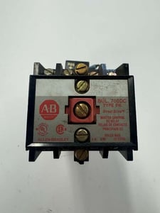Allen-Bradley Master Control DC Relay 700DC-PK800Z24 24V DC