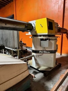 25000 lb. Perfecto #RD-25-62-MH, uncoiler w/ coil car, 62" width, 72" outside dimensions, 15.5"-17" ID, 125