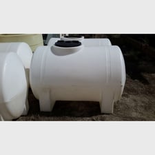300 Gallon Polyethylene Horizontal Leg Tank, 41" width x 70" L x 41" H, 1,364 Liters, NEW, N