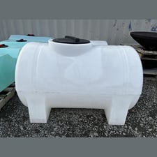 200 Gallon Polyethylene Leg Tank, #RKLT-200, 909 Liters, NEW, N