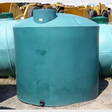 1,500 Gallon Vertical Polyethylene Tank, 84" diameter x 80" H, 6,750 Liters, 2" Fitting, NEW, N