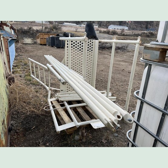 Work Platform with Ladder, 24" width x 44" L, 44" High Handrail