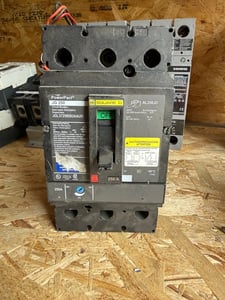 250 Amps, Square D, JGL37250D82AAUO, Molded Case Circuit Breaker, 500 VDC/600 Volts, PowerPacT J-Frame, 3-pole