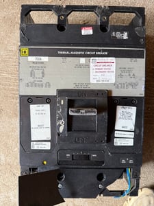 700 Amps, Square D, MHL367001386, Molded Case Circuit Breaker, 600 VAC/250 VDC, 3-pole