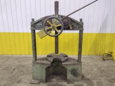 Greenerd #32, twin-post manual arbor press