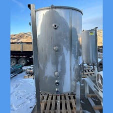 400 gallon Accent #ST-400G, Stainless Steel tank, 40" diameter x 60" high, 2.5" discharge