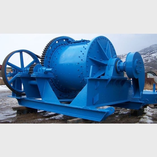 4' x 4.5' Union Ironworks, ball mill