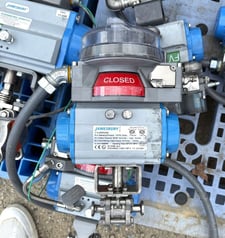 1/2" Jamesbury #VL200SR4/5BD, Stainless Steel ball valve w/ pneumatic actuator