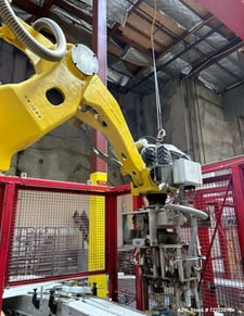 Fanuc #M-420iA, 4-Axis robot, 40 kg 88lb. payload, palletizing, R-J3iB control