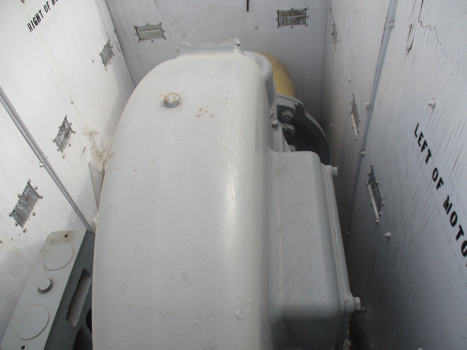 3500 Lb. Westinghouse / Reuland, geared overhead elevator traction machine