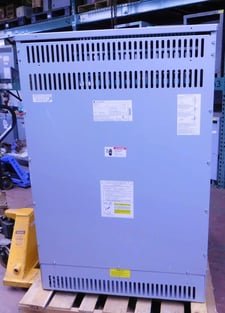 225 KVA 480 Primary, 208Y/120 Secondary, General Electric 9T61C9877G13, Dry Type Distribution Transformer