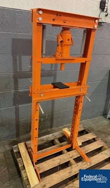 0.6 Ton, Exacta #SKL-2000, Toggle Press