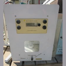 Fisher Scientific #M5SA, Micro Analytical Balance, 0-20 g range, 2 g readability, 115 V.