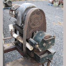 McCool #6.5-F, Pulverizer, 30 PPH, 3 HP, 220/440 V., 1800 RPM, 100 mesh discharge