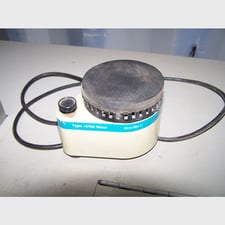 Thermolyne #16700, Mixer
