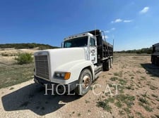 Freightliner 120, 632331 hours, S/N: 1FUYDSEB8YDG40048, 2000