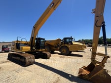 Caterpillar 326, 573 hours, S/N: FAY20337, 2025