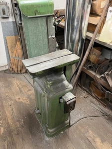 Delta/Rockwell, Vertical Belt Sander, 6" belt width capacity