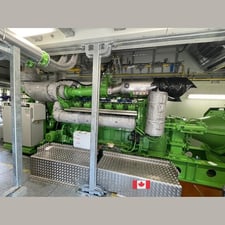 2000 KW Jenbacher #J612, Natural Gas Generator, 1200 RPM, 600 Volts, 17,000 hours, containerized