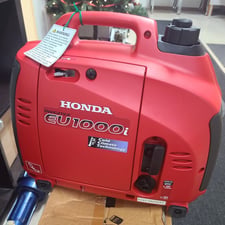 Honda #EU1000i, gas inverter generator, 1000W max / 900W cont, 120 Volts, 60 Hz, 12V DC, NEW surplus in box