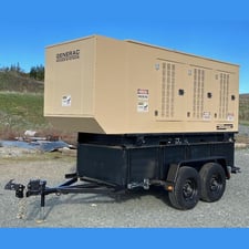 270 KW Generac #1814120100, portable diesel generator, 468 gal tank, custom trailer, 1800 RPM, 120/208 Volts
