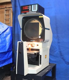 14" Deltronic #DH214-MPC5, optical comparator, MPC-5 digital read out, programmable geometric functions, 10x