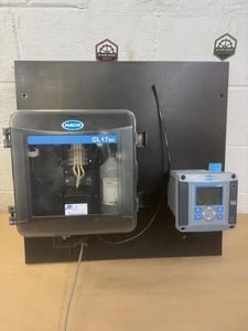 Hach #CL17sc, Colorimetric Chlorine Analyzer, SC200 universal controller, 100-240 VAC