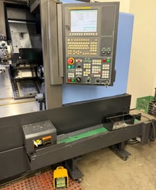 Daewoo Doosan #Lynx-220LSYC, Fanuc Control, 20" swing, 20" cc, 6" chuck, 2.6" bar, 24 station turret, 2015