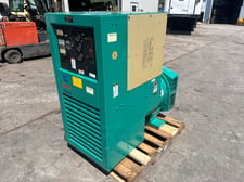 300 KW Cummins/Onan #A910368645, Generator End, 480 Volts, 12-wire, 3PH, 352 hours, 1991