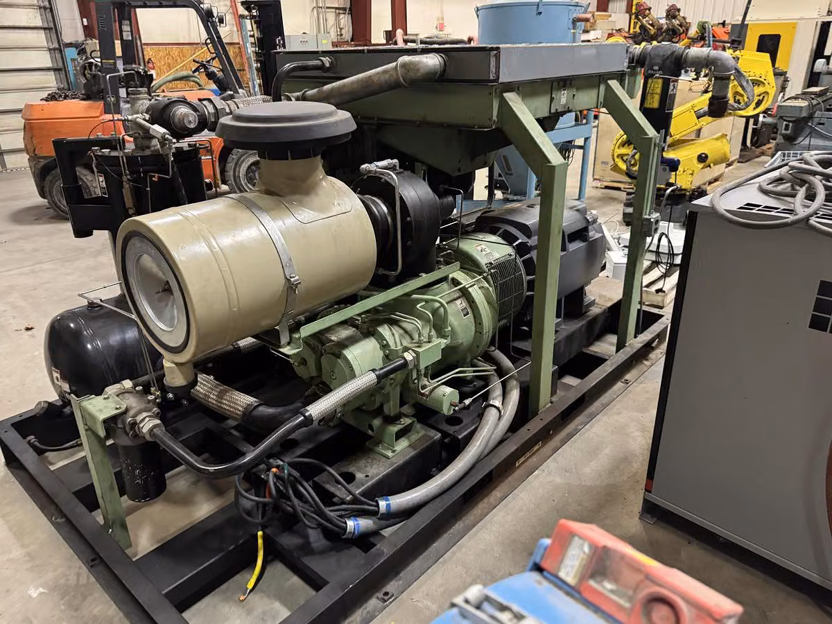 888 cfm, 125 psig, Sullair #V200S, Rotary Screw Air Compressor, 200 HP, 460 V., 2013