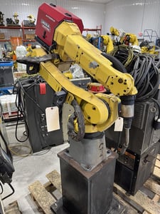 Fanuc #ARCMATE-100IC, Articulated Robot, 10 kg Payload, 1420 mm Reach, R-30IA Controller, 2010