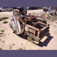 24" x 16" Cedarapids #2416, double roll crusher, corrugated rolls, 333 TPH @ 2" discharge