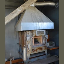 7.5" width x 17" D x 7.5" H Hevi-Duty #HDT-5610, electric assay furnace, 2350 °F max, 5 kW, 90 V. DC