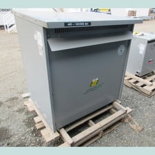 225 KVA 600 Delta Primary, 208Y/120 Secondary, Beaver Electrical Machinery #TVR225T-H34A, Dry Type Isolation