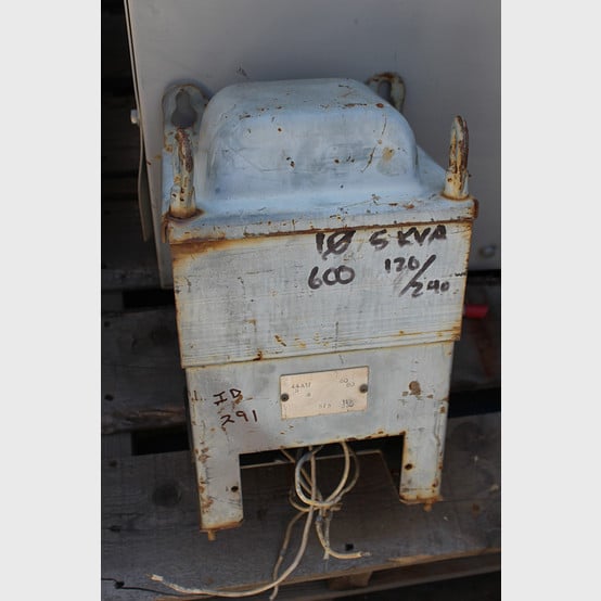 5 KVA 600 Primary, 115/230 Secondary, Canadian General Electric, Dry Type Transformer Single Phase