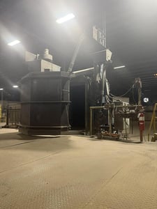 84" Wheelabrator, Table Spinner Shot Blast Machine, (2) 15 HP blast wheels, 48" work height, dust collector