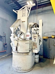 40" Guyson #GWB-401T, Rotary Table Shot Blast Cabinet, 5 HP blast wheel, 2,000 lb. table load capacity, dust